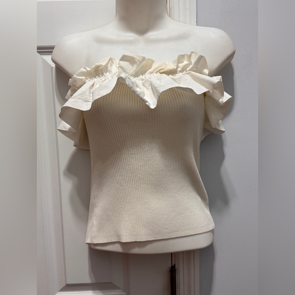 Ruffled Off-Shoulder Cream Top size XS